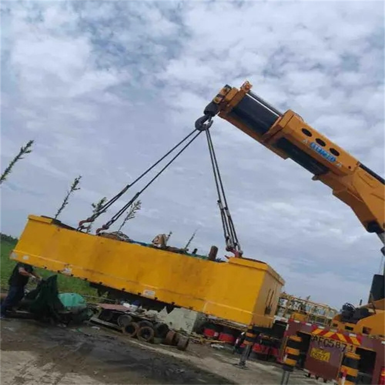 含山县专业吊车出租哪家好